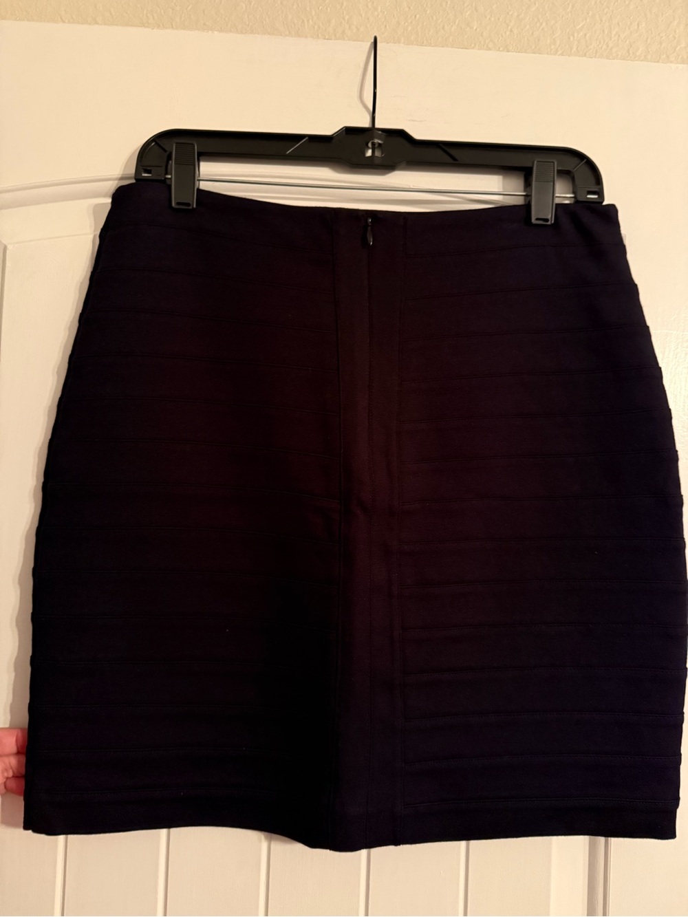 Express Black Ribbed Mini Skirt - Picture 3 of 4